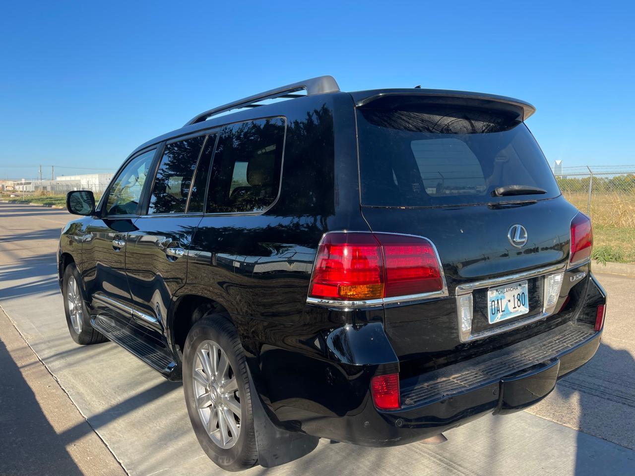 Lot #2923076073 2011 LEXUS LX 570