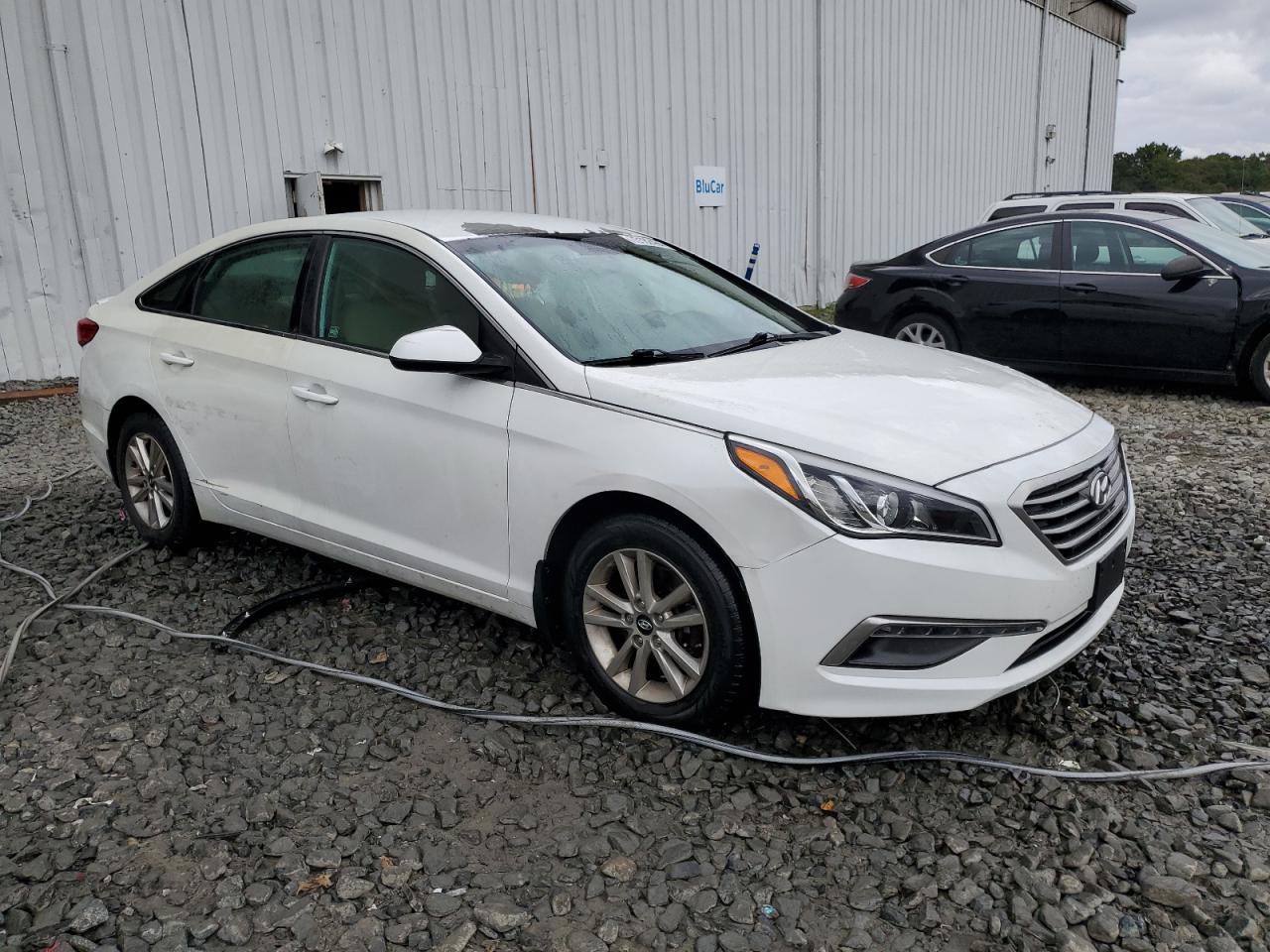 Lot #2872103195 2015 HYUNDAI SONATA SE