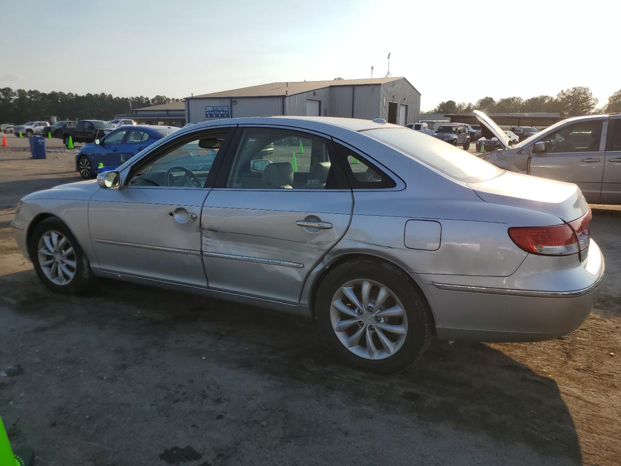 Lot #2955261620 2008 HYUNDAI AZERA SE