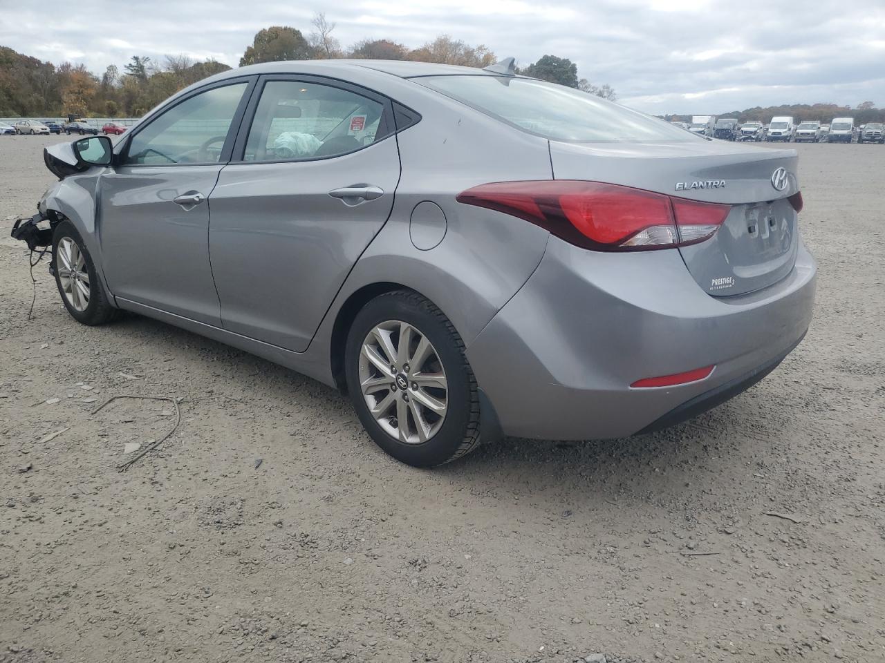 Lot #2960233448 2015 HYUNDAI ELANTRA SE