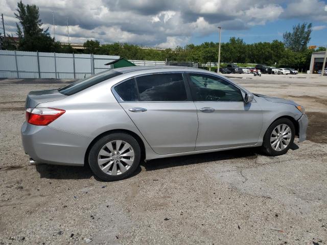 VIN 1HGCR2F34FA114653 2015 Honda Accord, LX no.3