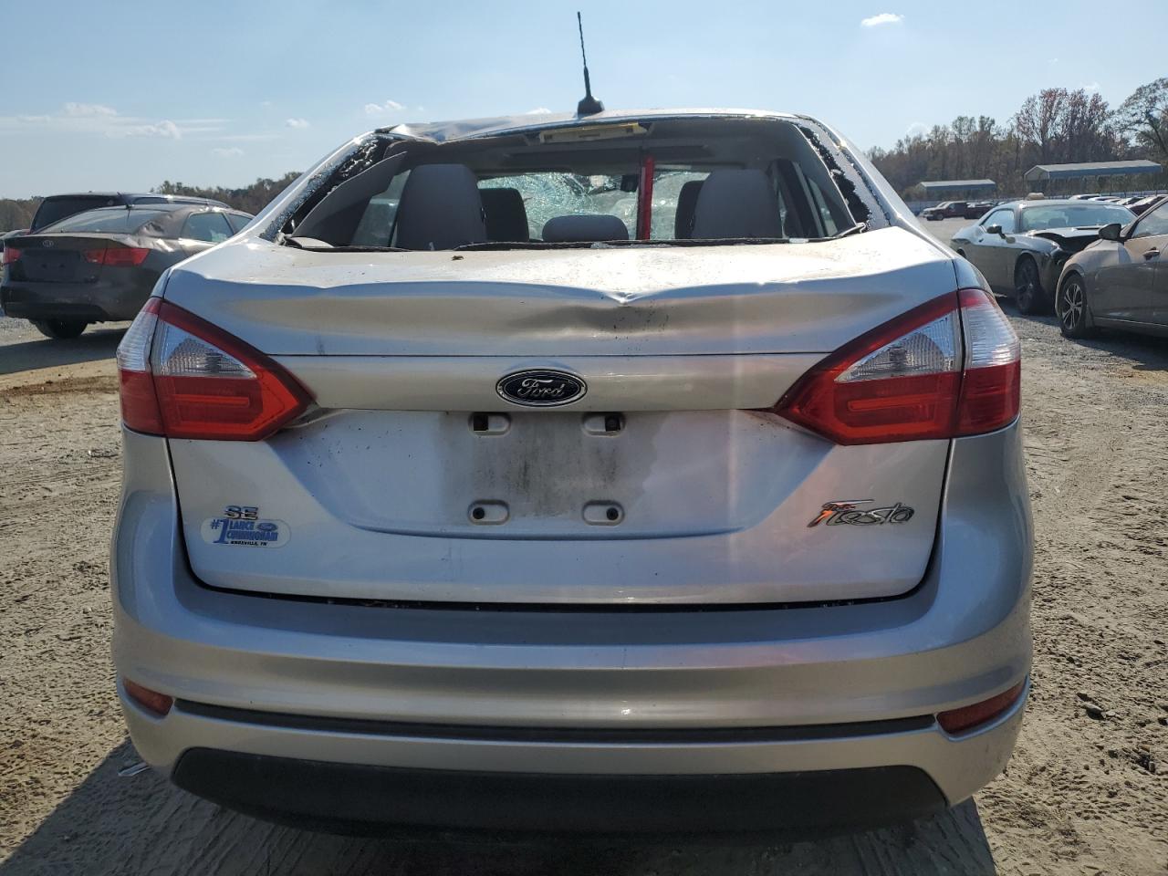 Lot #2959975288 2016 FORD FIESTA SE