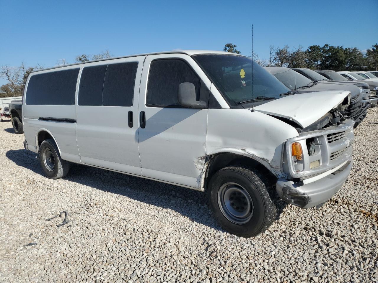 Lot #2994128368 2002 CHEVROLET EXPRESS G3