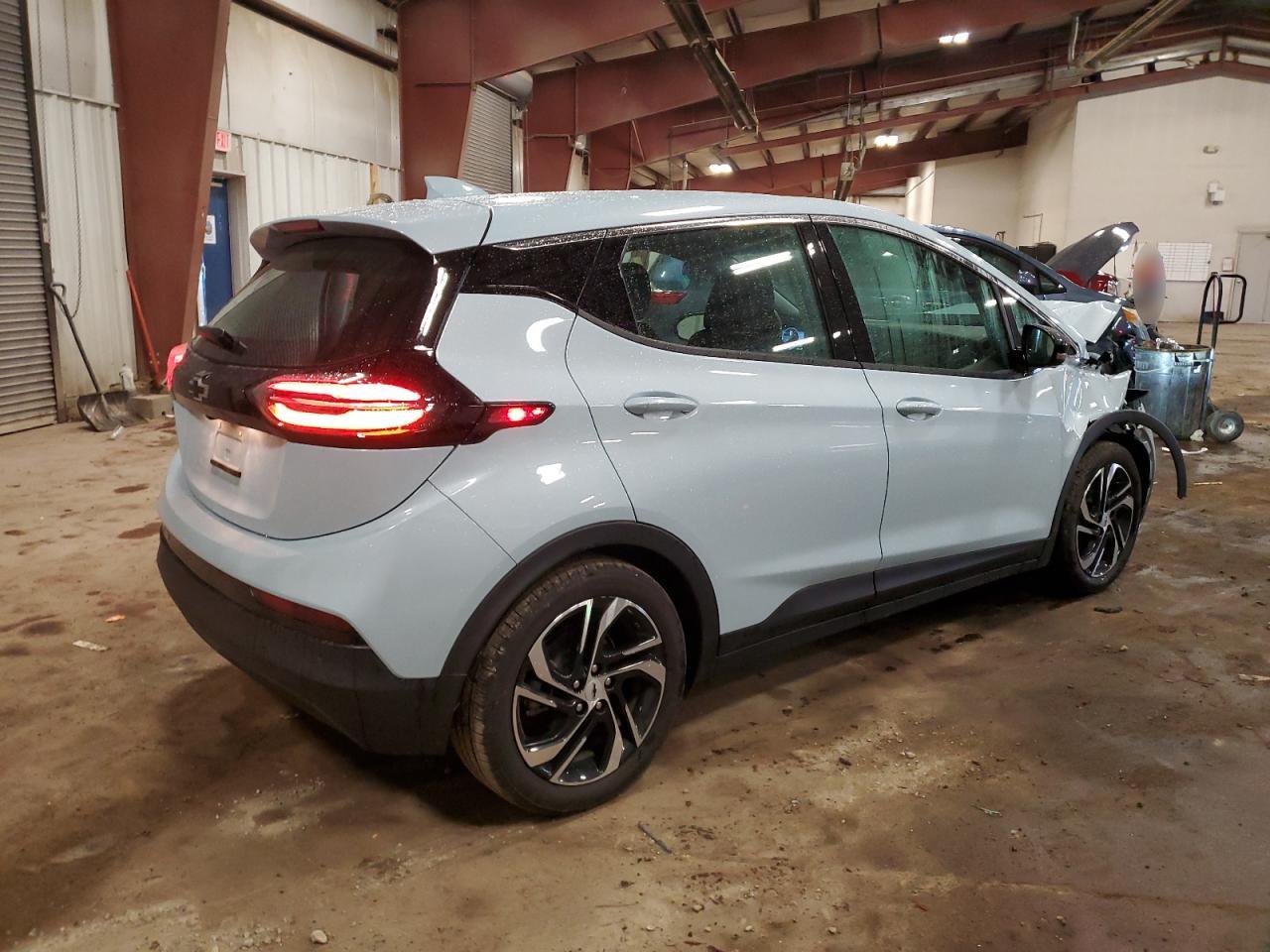 Lot #2978615204 2023 CHEVROLET BOLT EV 2L