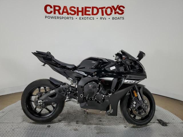 2024 YAMAHA YZFR1 #3028642277