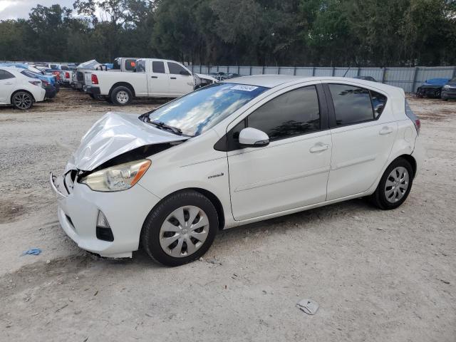 VIN JTDKDTB31E1573318 2014 Toyota Prius no.1