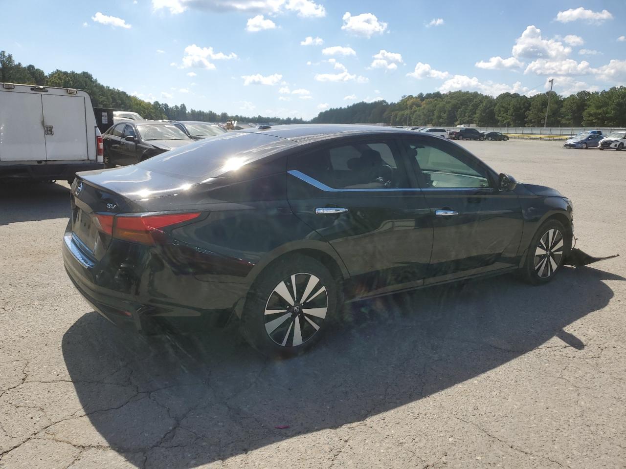 Lot #2989207763 2021 NISSAN ALTIMA SV