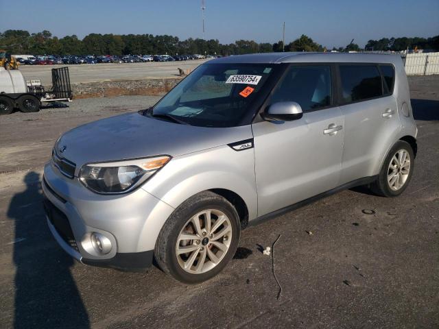 KIA SOUL +
