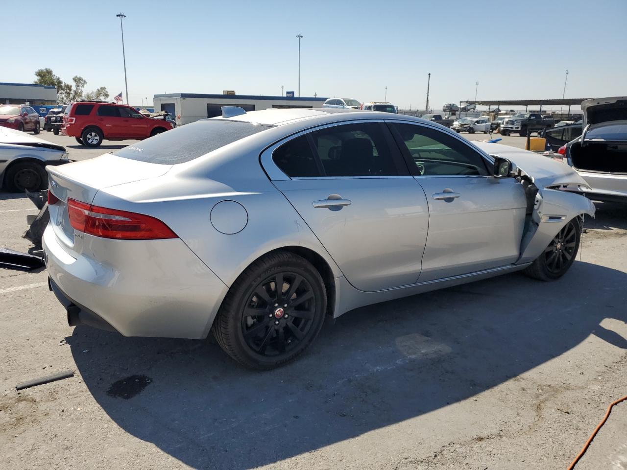 Lot #2974731157 2019 JAGUAR XE