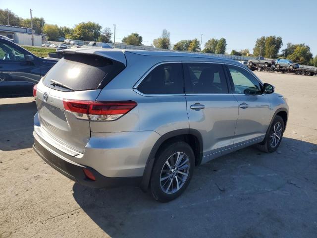2017 TOYOTA HIGHLANDER - 5TDJZRFH9HS379410