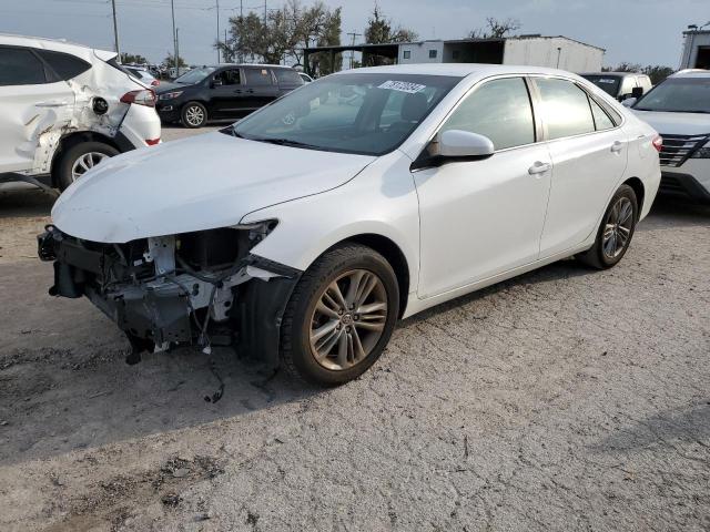 VIN 4T1BF1FK3FU030869 2015 Toyota Camry, LE no.1