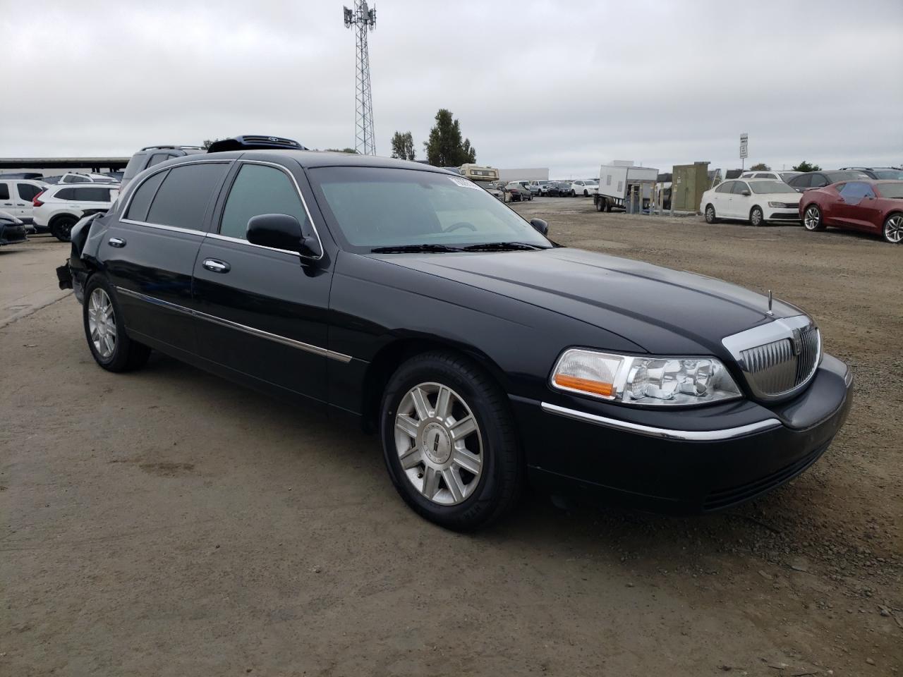 Lot #3023113185 2006 LINCOLN TOWN CAR E