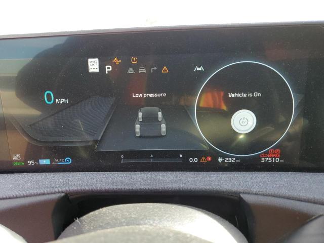 2022 KIA EV6 LIGHT - KNDC34LA4N5037076