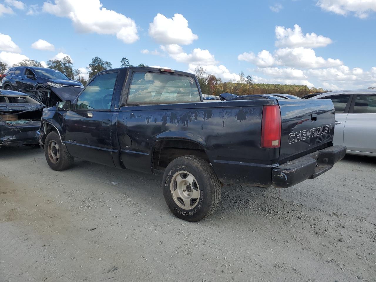 Lot #2986812165 1997 CHEVROLET GMT-400 C1