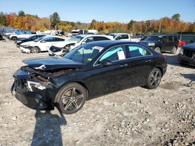 MERCEDES-BENZ A 220 4MAT