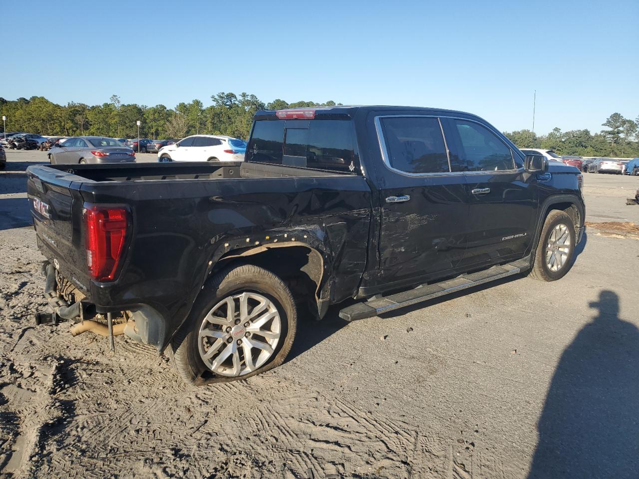 Lot #3025782305 2019 GMC SIERRA K15