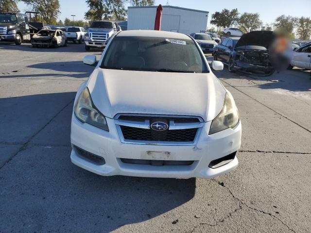 VIN 4S3BMBC66D3024090 2013 Subaru Legacy, 2.5I Premium no.5