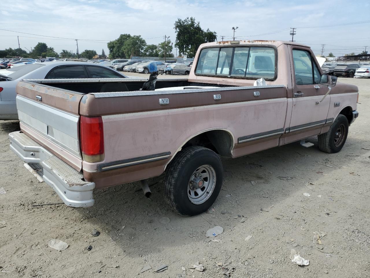 FORD F150 1987 two tone pickup gas 1FTEF14Y2HPA69253 photo #4