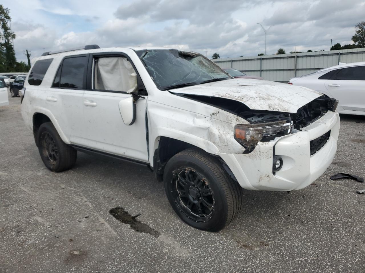 Lot #2912038639 2024 TOYOTA 4RUNNER SR