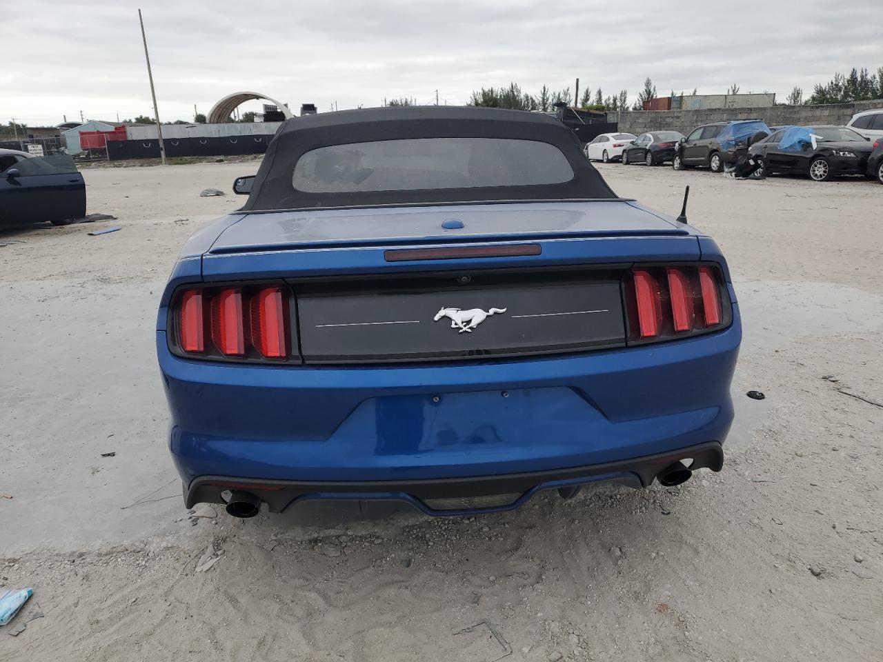 Lot #2994138328 2017 FORD MUSTANG