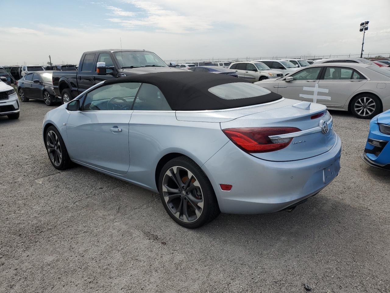 BUICK CASCADA PR 2018 blue  gas W04WH3N58JG094723 photo #3