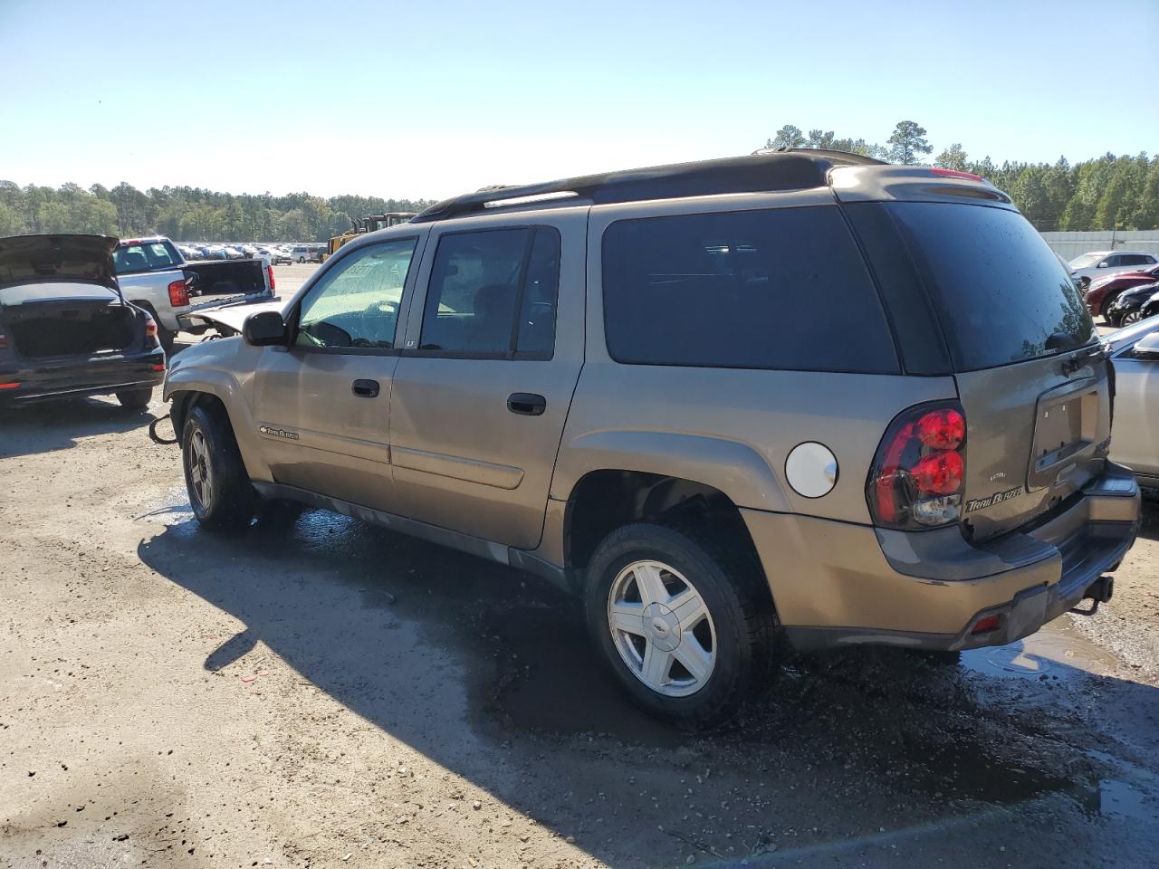 Lot #2910015036 2003 CHEVROLET TRAILBLAZE