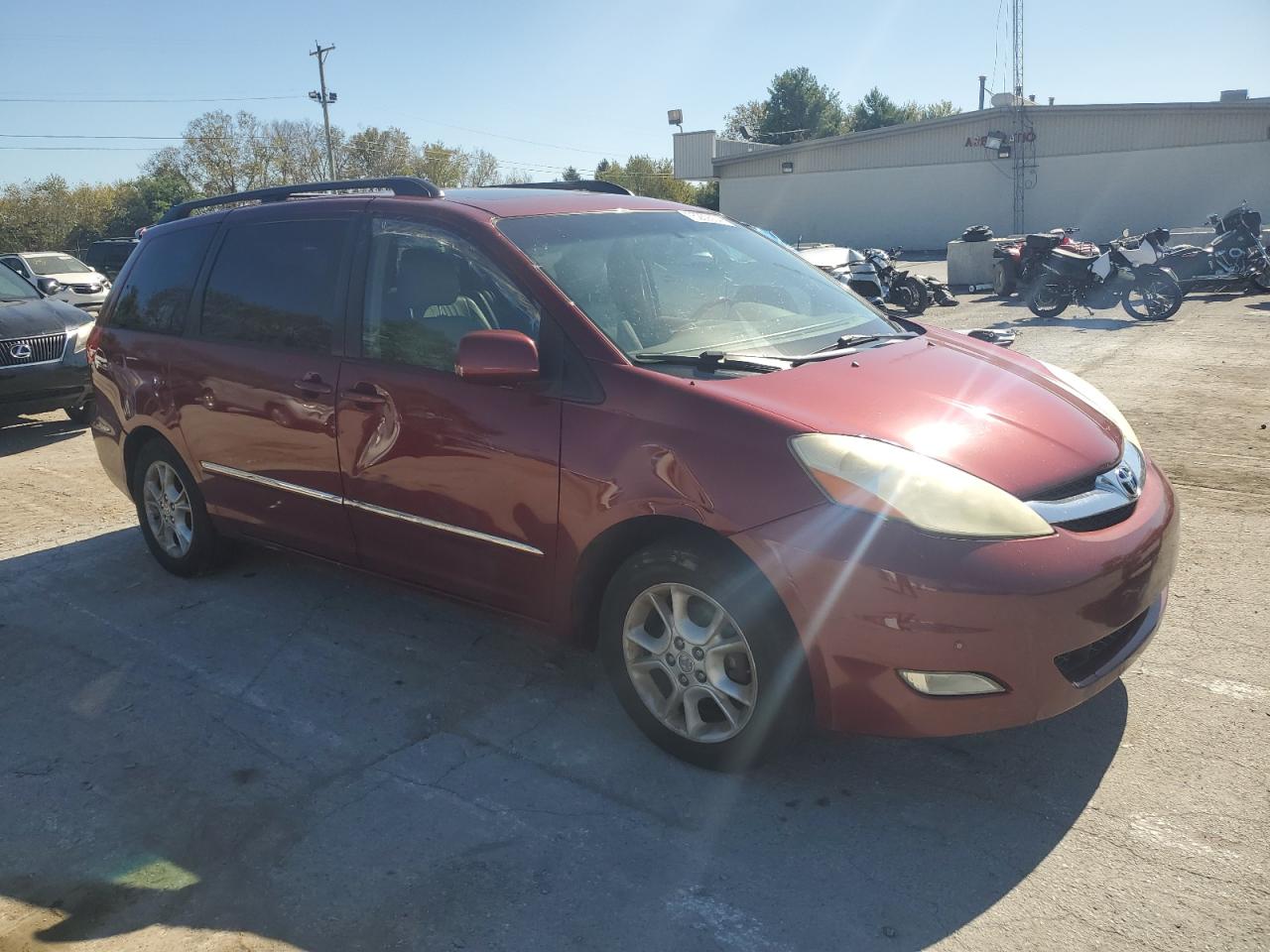 Lot #2907414017 2006 TOYOTA SIENNA XLE