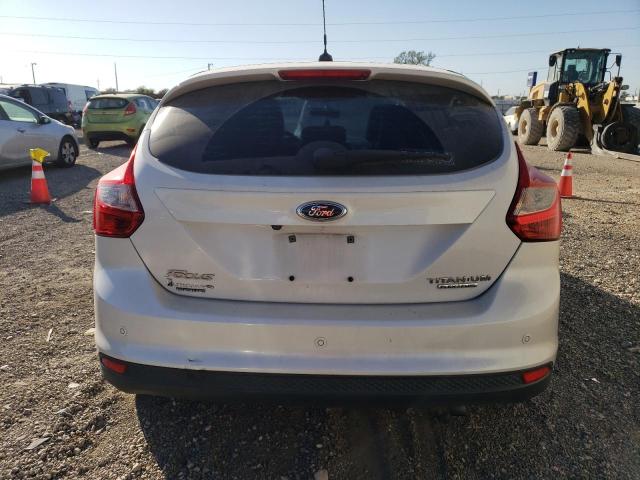 VIN 1FADP3N29DL131429 2013 Ford Focus, Titanium no.6