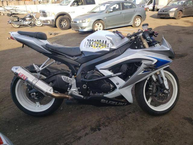 SUZUKI GSX-R600 2008 white  gas JS1GN7EA482107203 photo #1