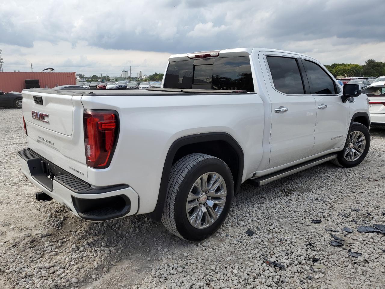 Lot #2974716172 2022 GMC SIERRA C15