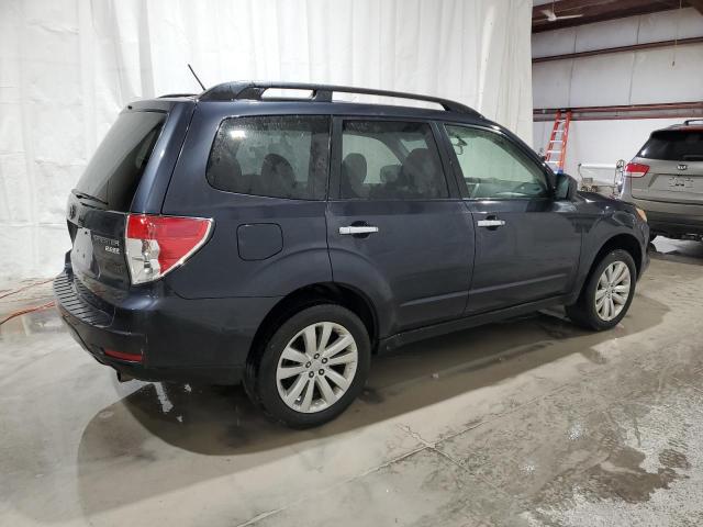 VIN JF2SHAEC7DH429896 2013 Subaru Forester, Limited no.3