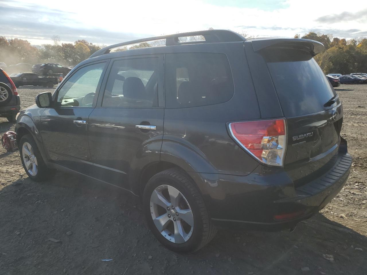 Lot #3044199592 2010 SUBARU FORESTER 2