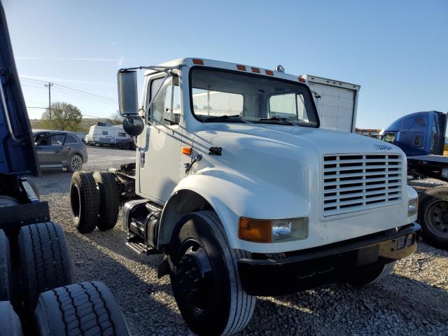 INTERNATIONAL 4000 4900 1999 white tractor diesel 1HSSDAAN2XH643269 photo #1