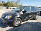 CHRYSLER TOWN & COU photo