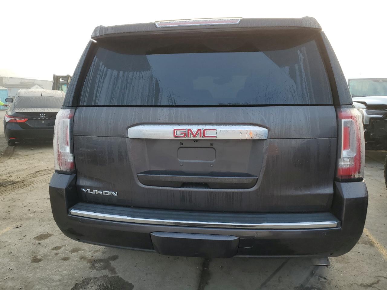 Lot #2969665281 2017 GMC YUKON DENA