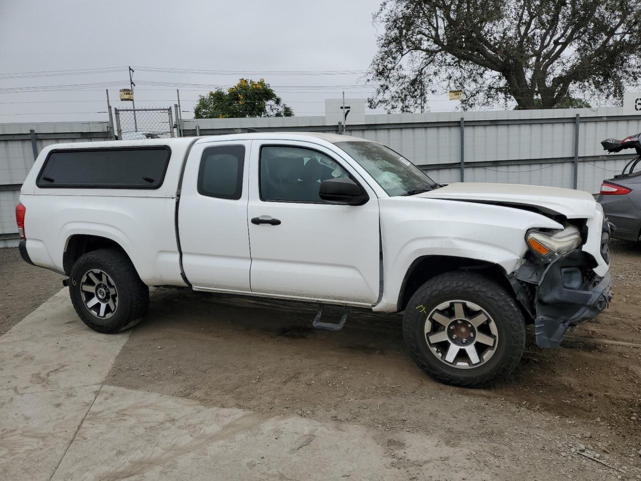 Lot #2988580329 2017 TOYOTA TACOMA ACC