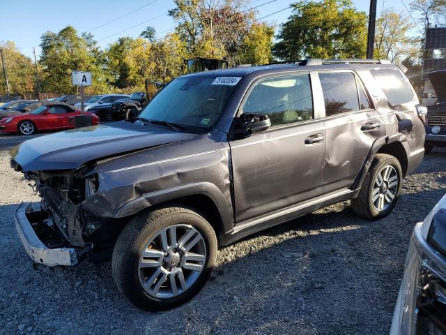 TOYOTA 4RUNNER SR 2022 gray  gas JTESU5JRXN6012485 photo #1