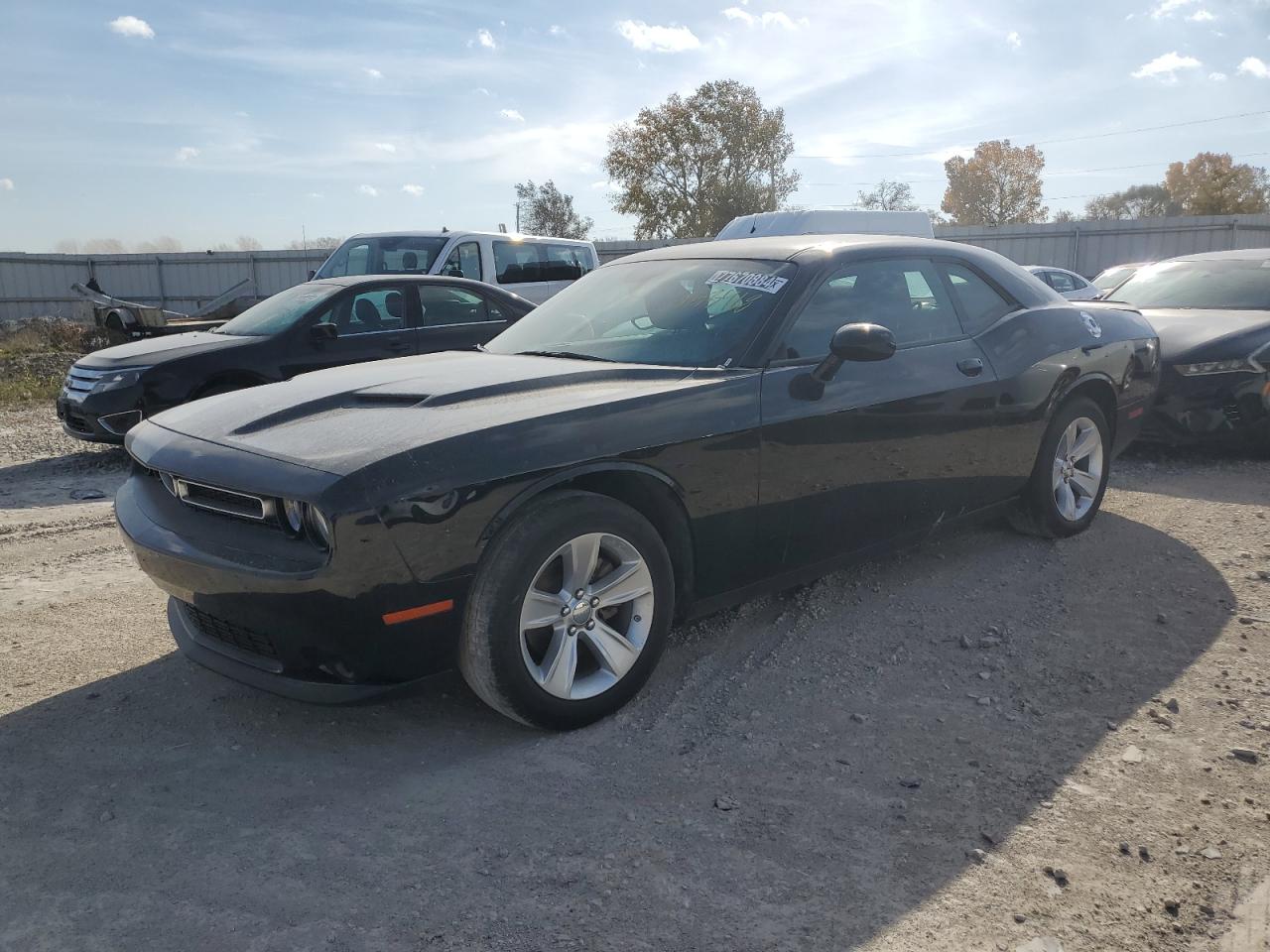  Salvage Dodge Challenger