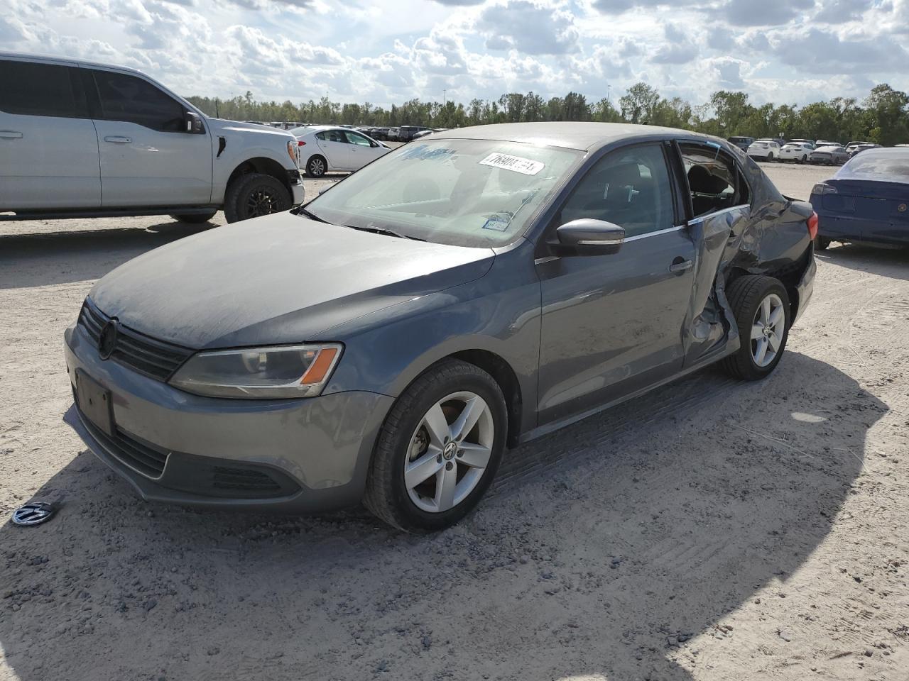 Lot #3049477677 2013 VOLKSWAGEN JETTA TDI