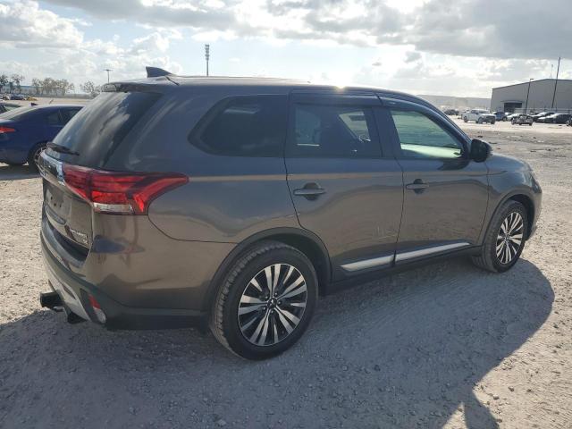 VIN JA4AD3A36KZ029207 2019 Mitsubishi Outlander, SE no.3