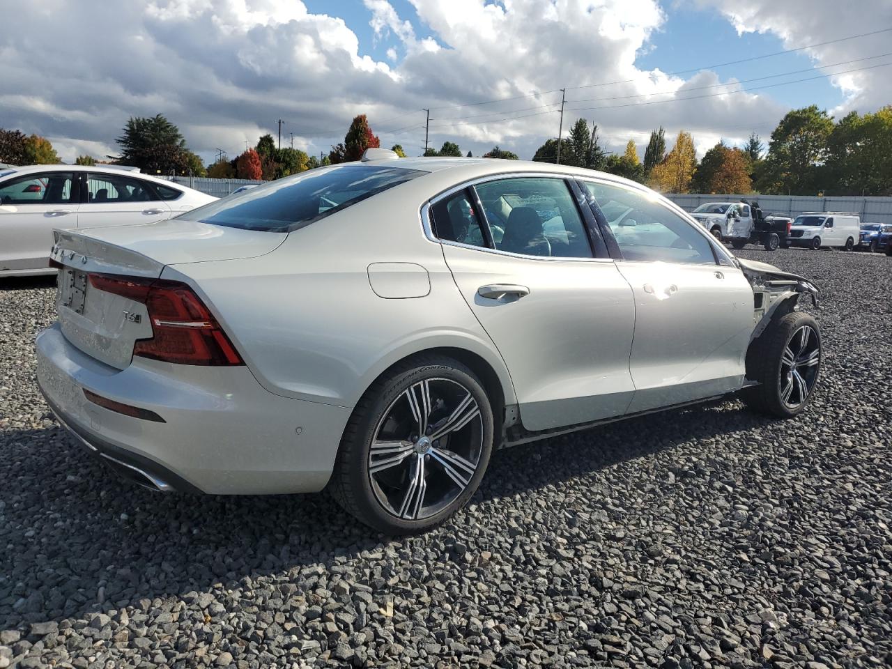 Lot #2996741964 2021 VOLVO S60 T6 INS