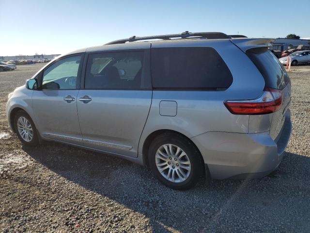 VIN 5TDYK3DC3GS735842 2016 Toyota Sienna, Xle no.2