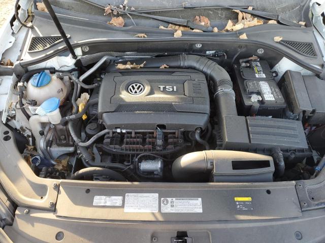 2016 VOLKSWAGEN PASSAT SE - 1VWBT7A33GC064069
