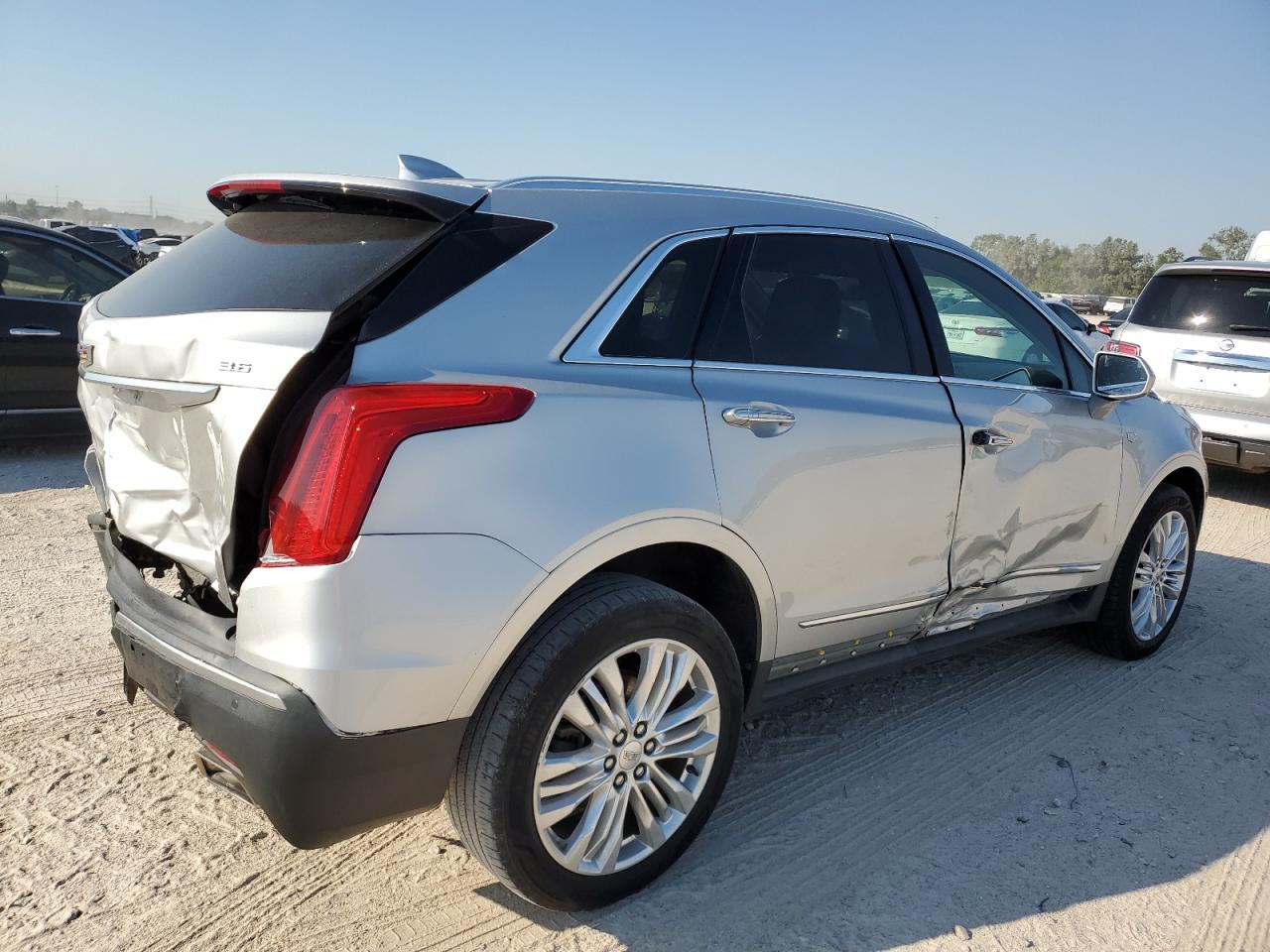 Lot #2892972751 2019 CADILLAC XT5 PREMIU