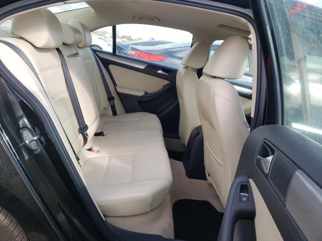 2016 VOLKSWAGEN JETTA SE - 3VWD67AJ0GM340074