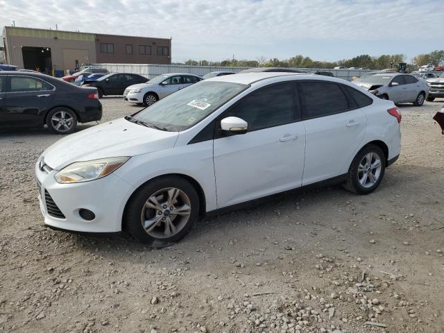 VIN 1FADP3F20DL334322 2013 FORD FOCUS no.1