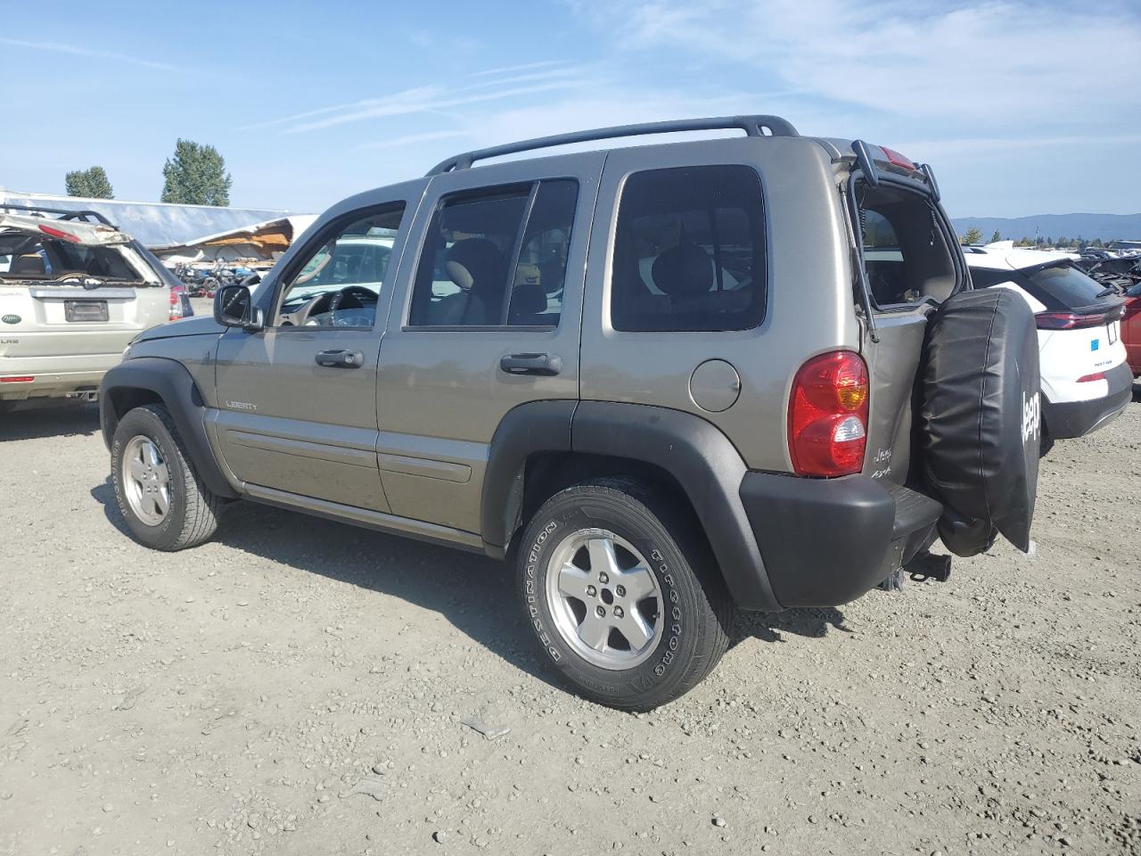 Lot #2893465593 2004 JEEP LIBERTY LI