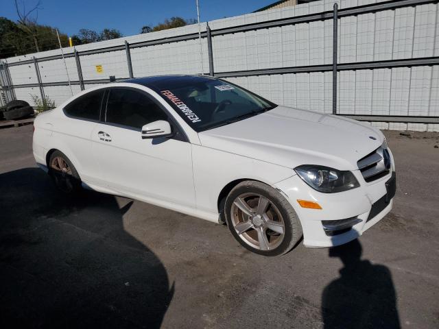 VIN WDDGJ4HB0DG027355 2013 Mercedes-Benz C-Class, 250 no.4