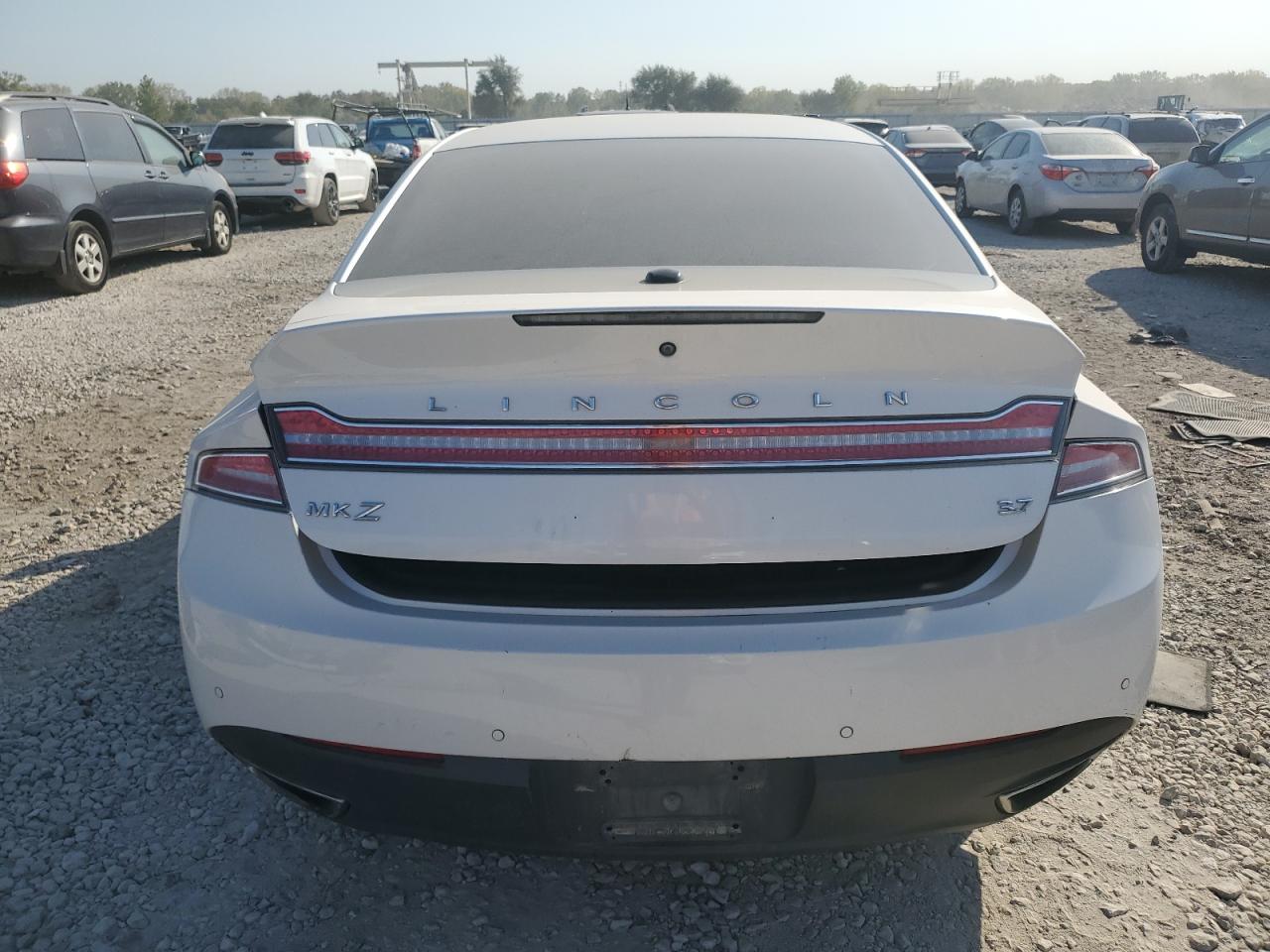 Lot #2921842000 2014 LINCOLN MKZ