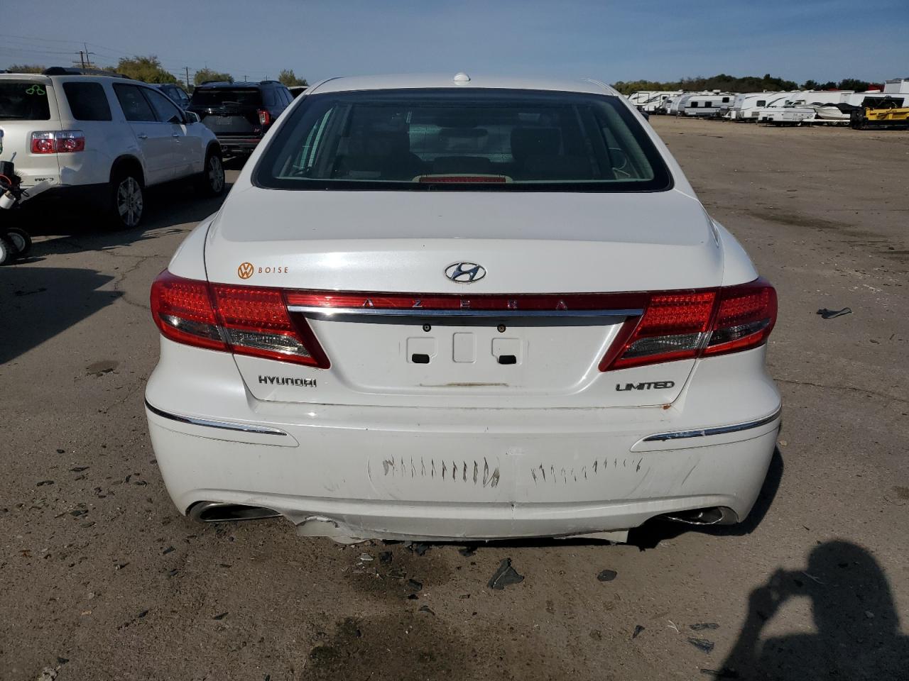 Lot #2940736327 2011 HYUNDAI AZERA GLS